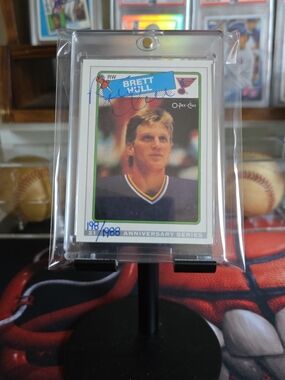 Brett Hull Signed 1992 O-Pee-Chee Anniversary Series /1988 — Score Board COA/PSA
